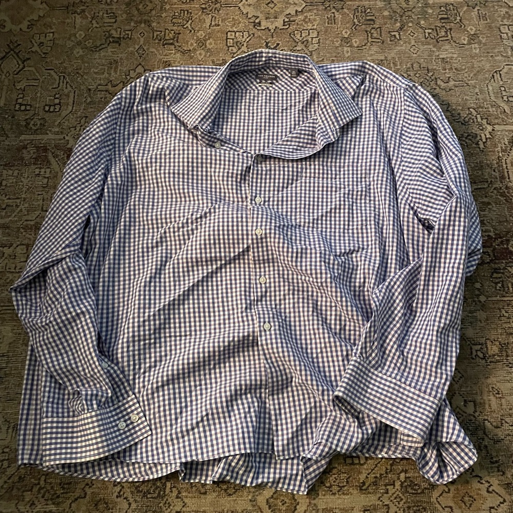 Mens van Heusen flex style dress shirt
